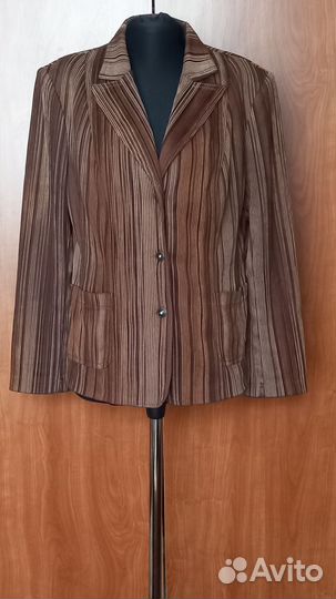 Пиджаки, жакеты, кардиганы женские