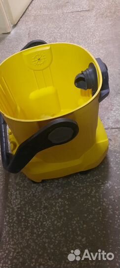 Продам строительный пылесос karcher WD 5