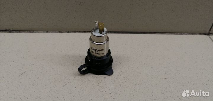 Гнездо прикуривателя Kuga 2008-2012