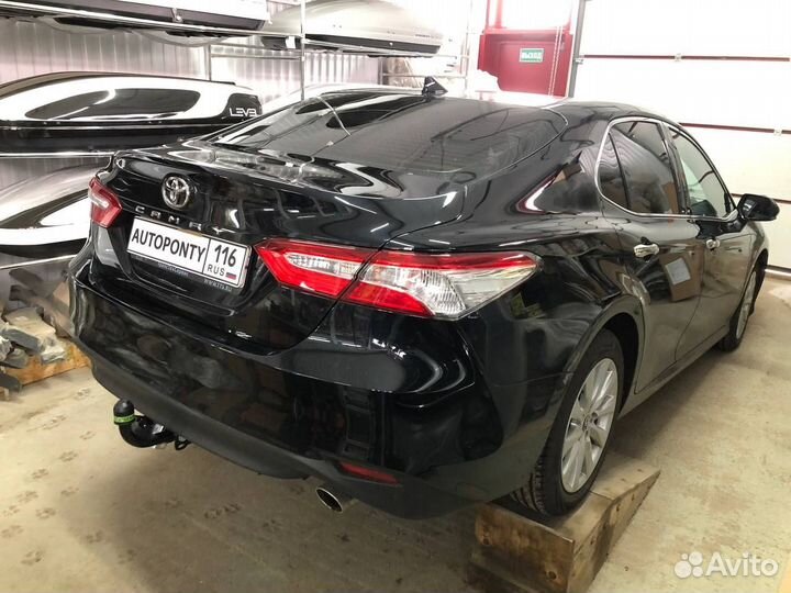 Фаркоп Toyota Camry с 2017 года съемный шар