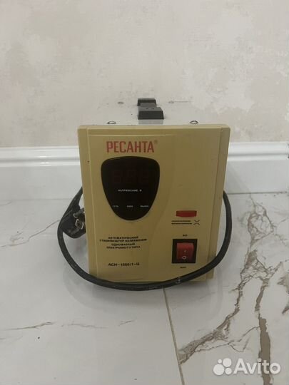 Стабилизатор напряжения бу