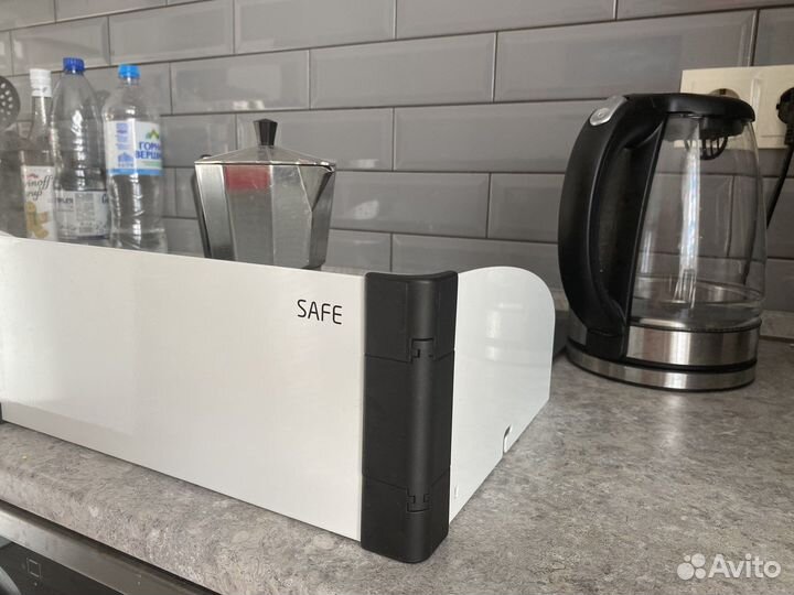 Защитный барьер для плиты от детей Safe&Care