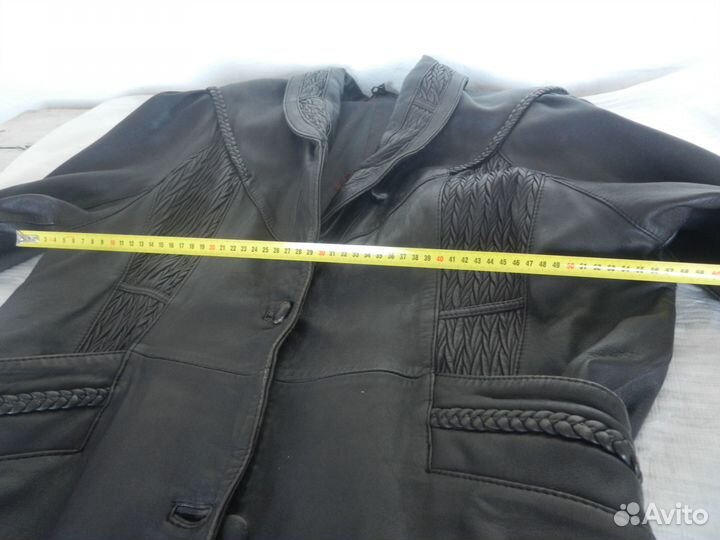 Куртка жен.р.XL,натуральная кожа,б/у