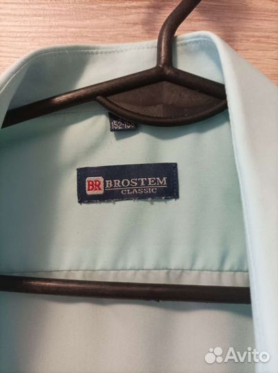 Школьная рубашка мятного цвета