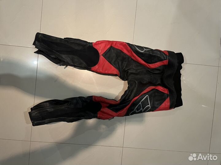 Мотоциклетный костюм