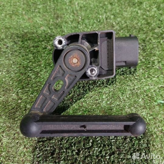 Датчик дорожного просвета задний Bmw F10