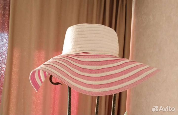 Шляпа пляжная