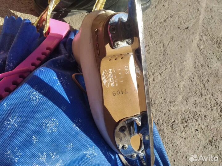 Продам коньки профессиональные