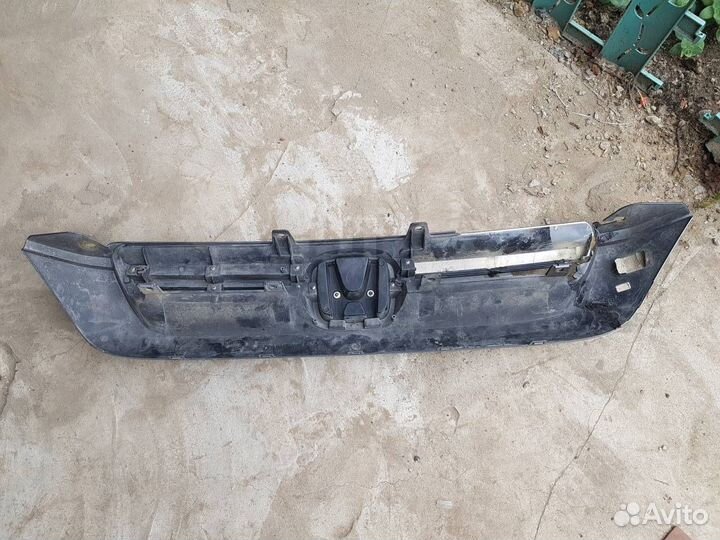 Решетка радиатора Honda Cr-V 3 2006-2012 71128SWA0