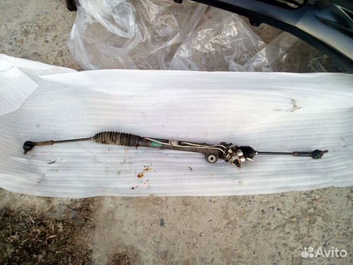 Nissan Almera N16 RHD рулевая рейка б.у