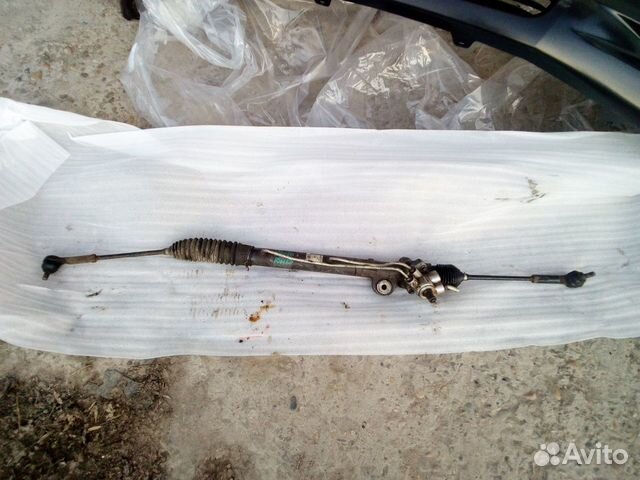 Nissan Almera N16 RHD рулевая рейка б.у
