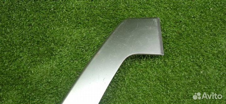 Накладка декоративная Toyota Land Cruiser 200