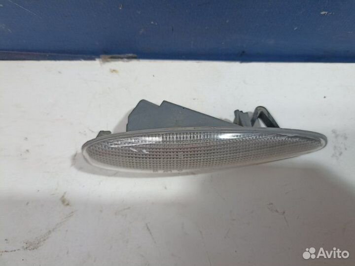 Повторитель в крыло Fiat Albea седан 1.4 2011