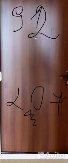 Дверь входная металлическая