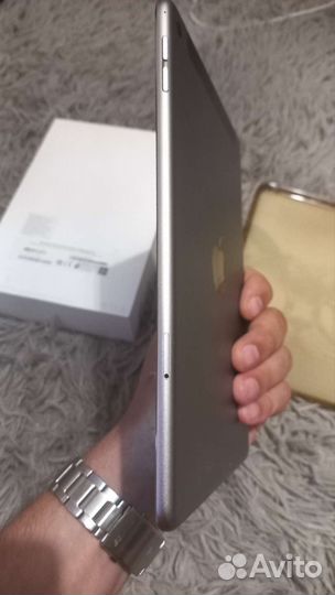 iPad mini 4 128gb cellular