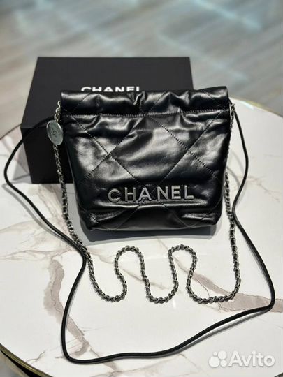 Сумка Chanel 22 mini