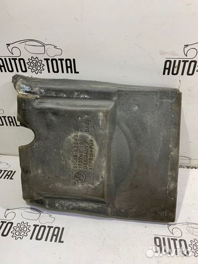 Шумоизоляция правая Bmw 745 E65 N62B44 2004