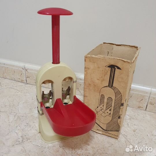 Косточковыталкиватель СССР