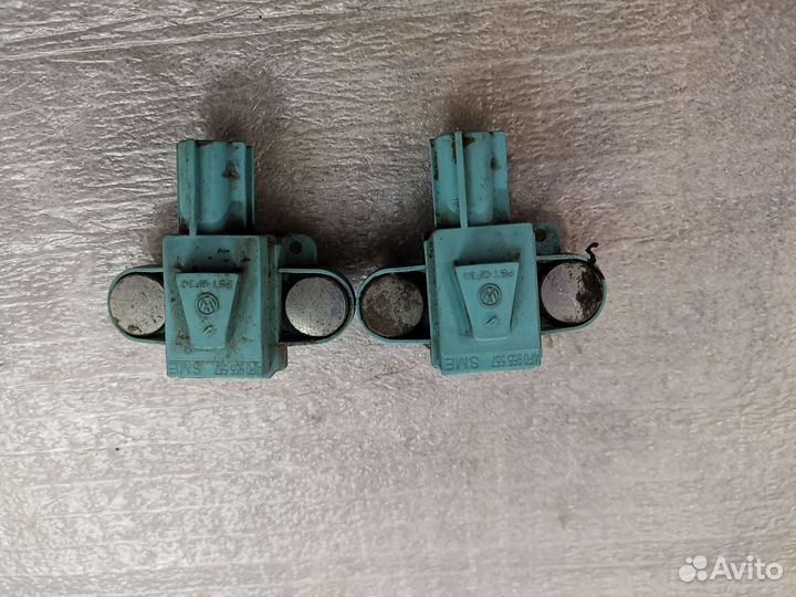 Датчик удара Audi A6C6 4F0955557