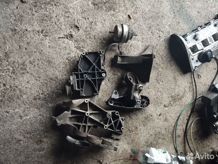 Подушка опора, кронштейн двигателя Ауди а6 с5