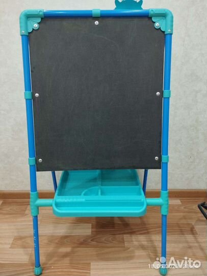 Мольберт Ника