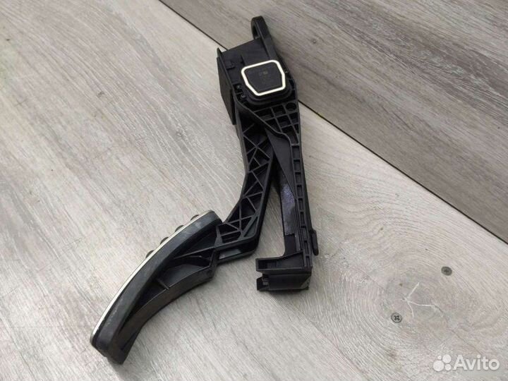 Педаль газа Mercedes M W164