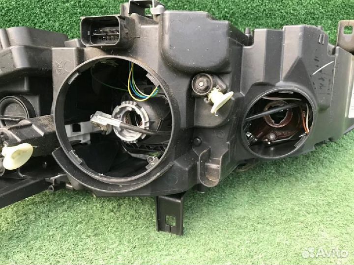 Фара правая BMW X6