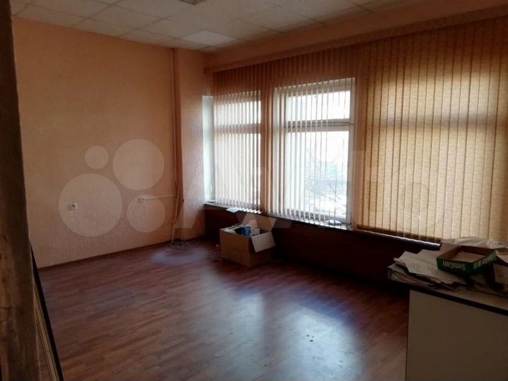 Продам торговое помещение, 2144 м²
