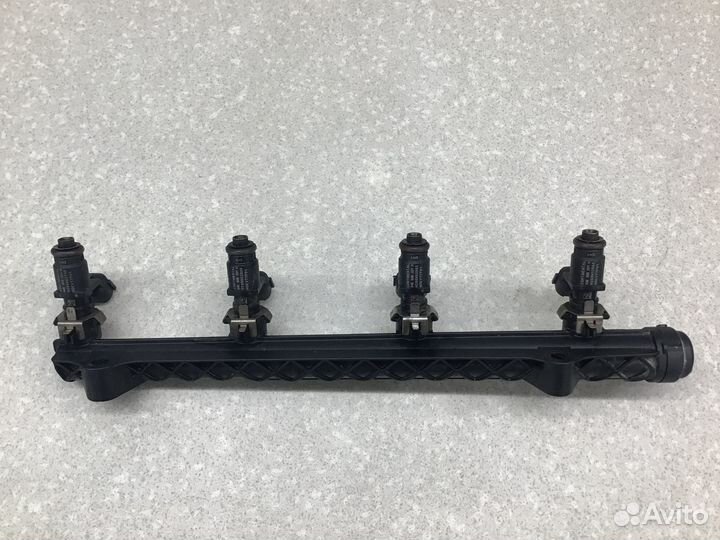 Рейка топливная (рампа) Skoda Rapid 2013-2020