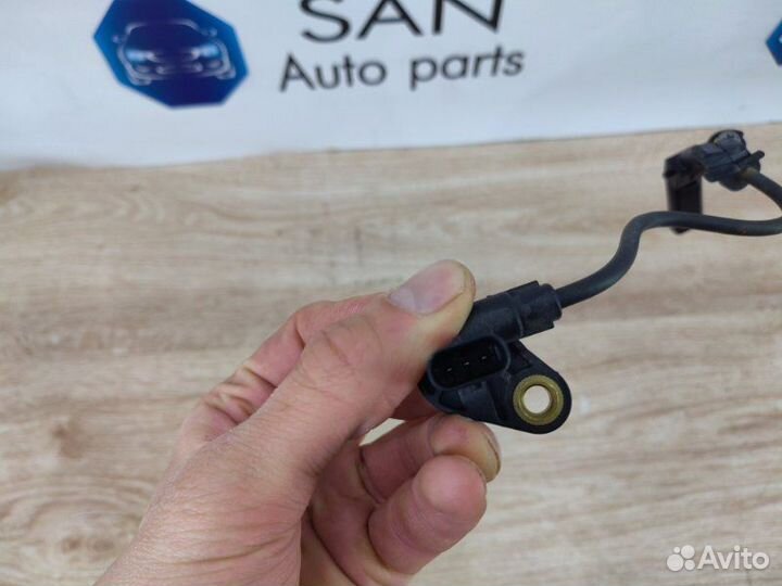 Датчик положения коленвала Bmw 3 F30 N20B20 2013