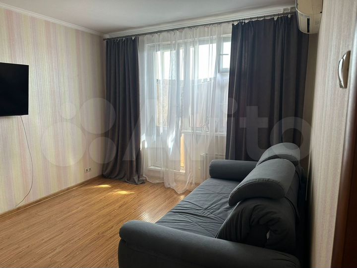 1-к. квартира, 38 м², 14/17 эт.