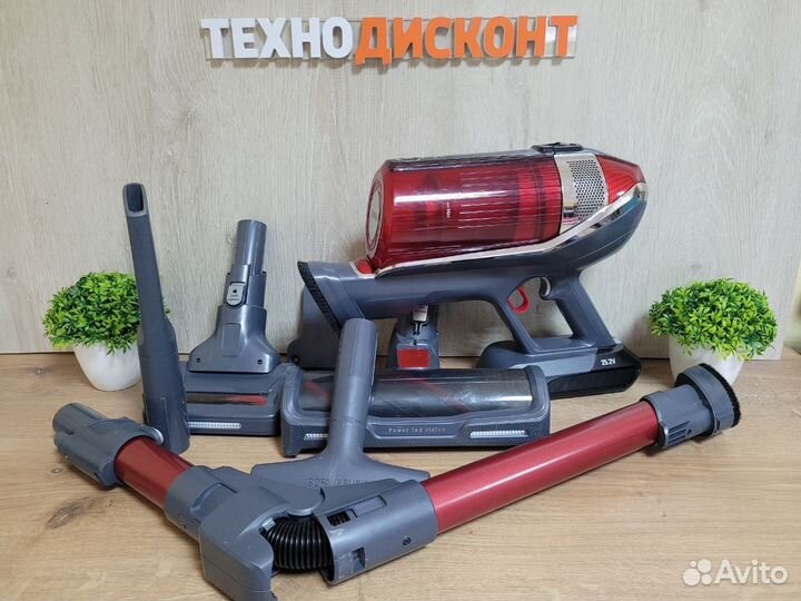 Вертикальный пылесос Tefal TY9679WO, красный/серый