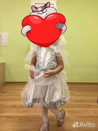 Платье для девочки снежинка 104 110
