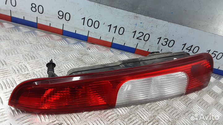 Фонарь Ford C-Max (2003-2011)