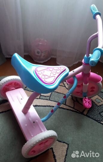 Трехколесный велосипед