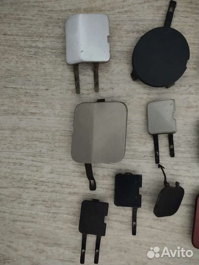 Заглушки бампера под буксировочный крюк на Рено