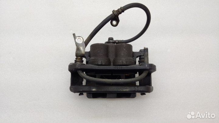 Суппорт тормозной передний правый Lexus Nx300H Z10