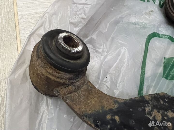 Рычаг задний рав-4 оригинал