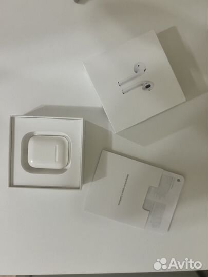 Наушник apple airpods
