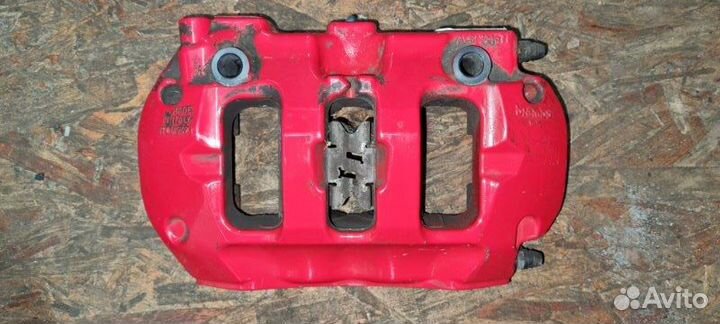 Суппорт задний левый Porsche Cayenne