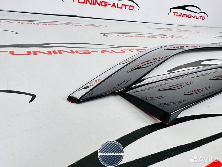 Ветровики Toyota Land Cruiser 300