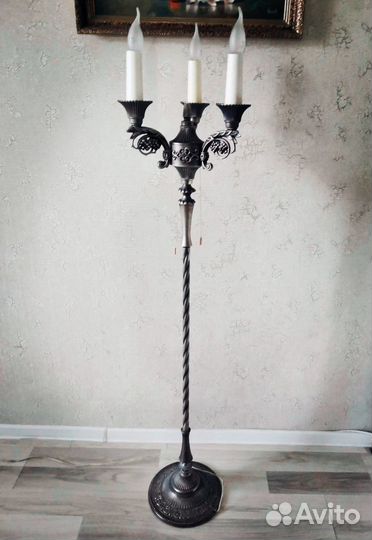 Торшер напольный