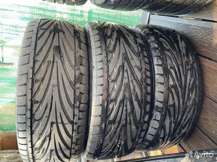 Toyo Proxes T1-R 245/45 R19 102Y