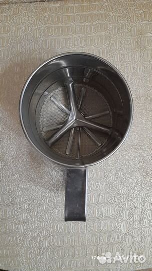 Сито - кружка для просеивания муки