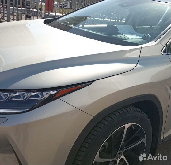 Резина зимняя Bridgestone 235/55 R20