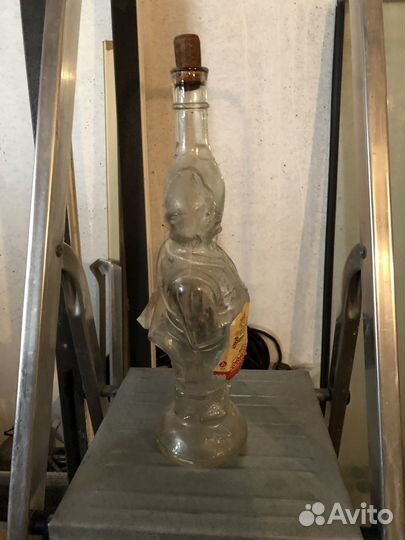 Оригинальная коллекционная бутыль