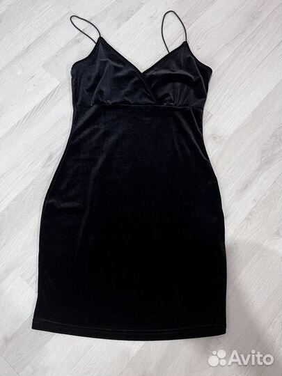 Платье вечернее черное