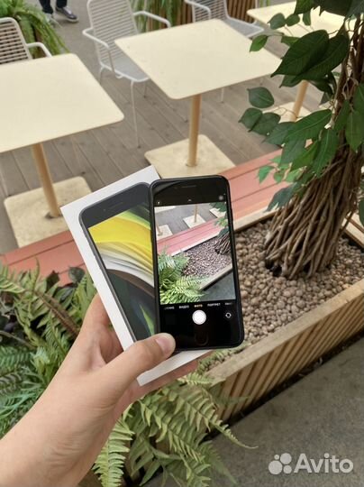 iPhone SE 2020 64gb Black Ростест (sim+esim)