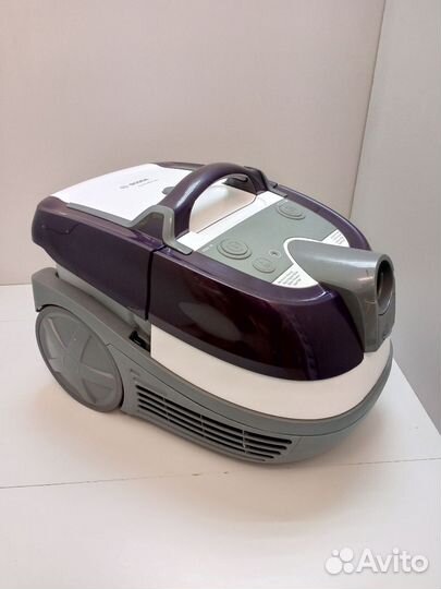 Пылесос моющий Bosch BWD41740