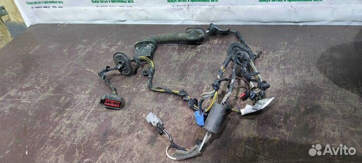 Проводка двери передней левой Ford Focus 2